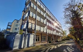Modernes Apartment mit XL-Balkon